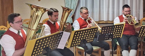 Für die musikalische Umrahmung sorgte ein profundes Quartett der Marktmusikkapelle Straden