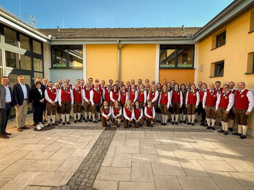 Gruppenbild.jpg
